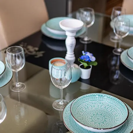 아파트 Luxury 2 Bedroom With Sea View 바르나