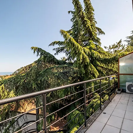 Luxury 2 Bedroom With Sea View 아파트 *